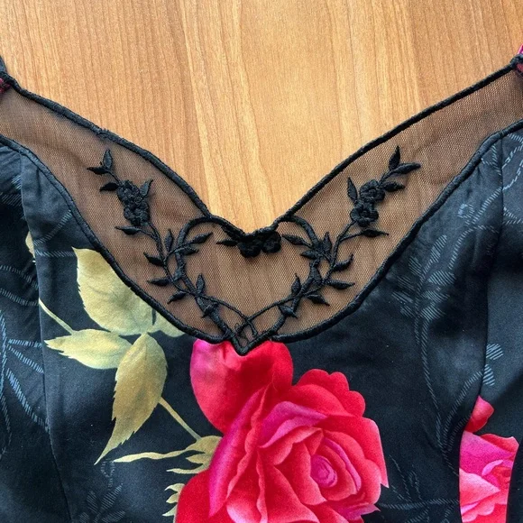 Vintage 90s Victoria’s Secret Silk Rose Chemise M Lace Trim